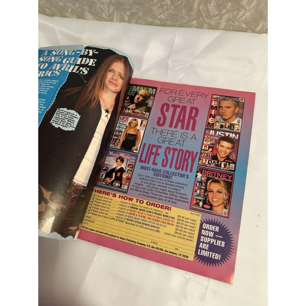 Life Story Magazine Avril Lavigne 2003 In Your Face Interview! VERY RARE